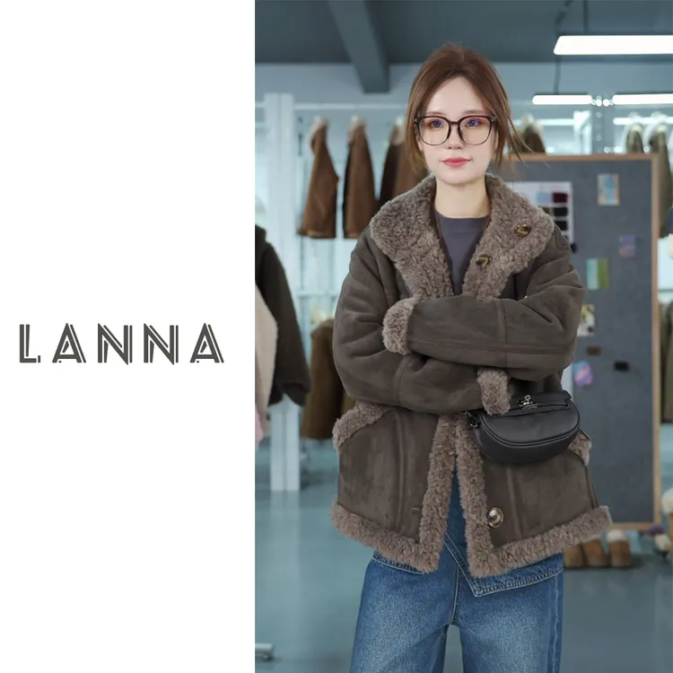 【LANA家】"羊毛暖暖“双面穿2025羊毛外套可翻可立领加厚保暖大口袋