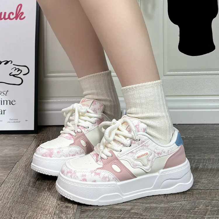 回力女鞋樱花粉小白鞋冬季新款小众原创厚底百搭加绒保暖休闲板鞋