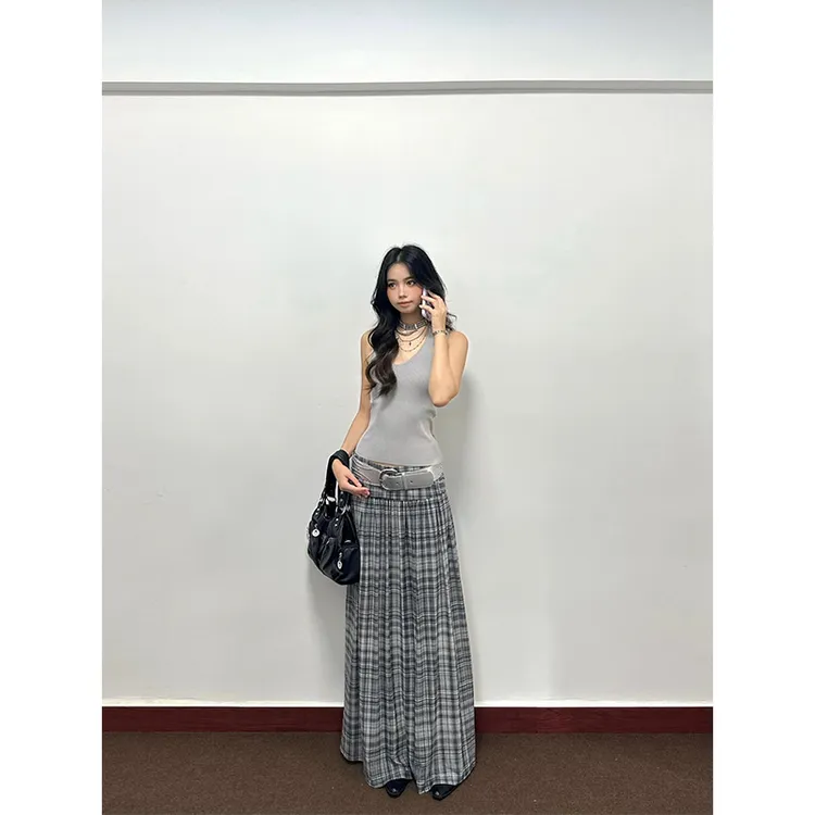 韩系气质时尚感纯色背心T恤上衣女2025夏季新款格纹半身裙两件套