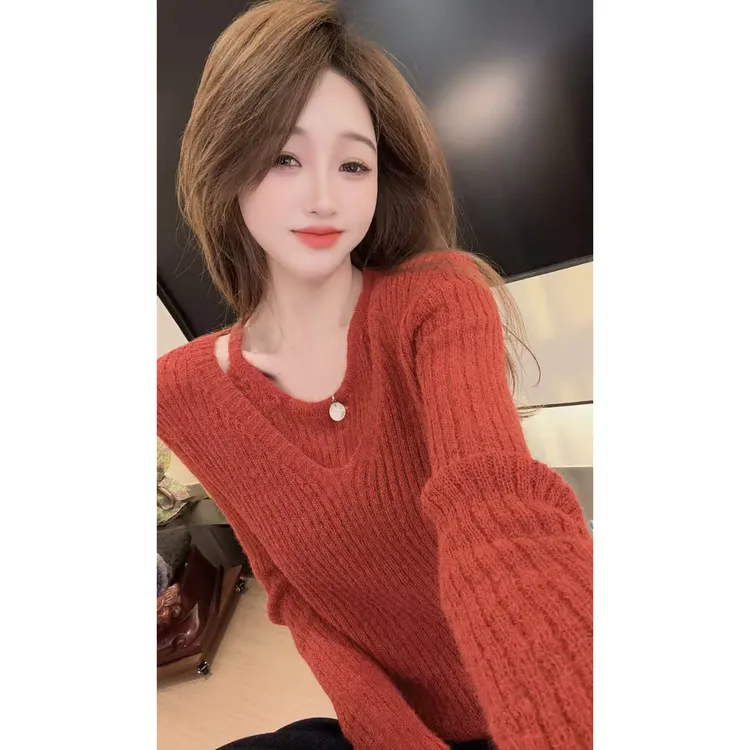 【陈陈私服】时尚设计感假两件v领毛衣洋气显瘦长袖针织衫25120714