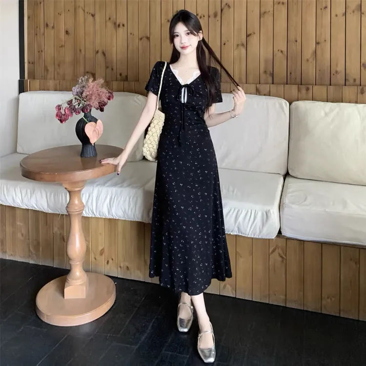 【花涧序曲】9992微胖mm法式甜美蕾丝边v领高级修身显瘦碎花连衣裙