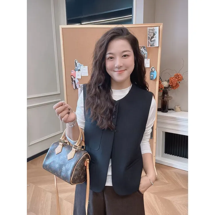WenWen小个子2025韩版西装马甲秋季叠穿必备单品上衣4312