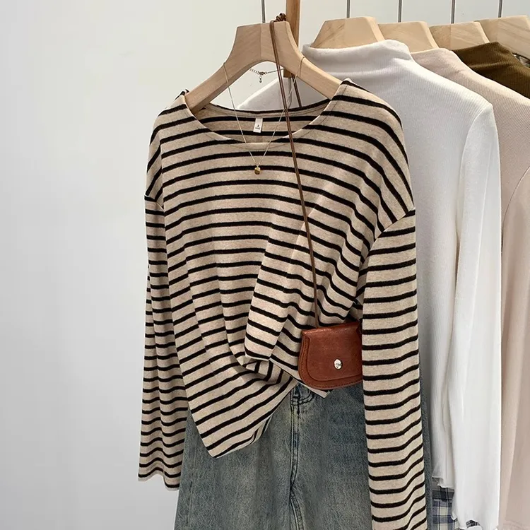 条纹宽松内搭可外穿打底衫女2025新款洋气独特设计感长袖t恤上衣