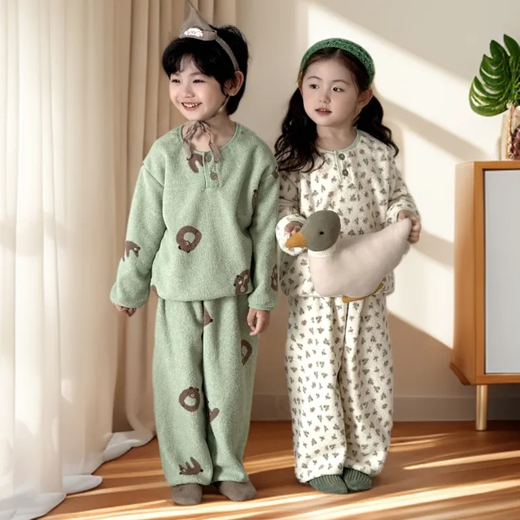 男童女童保暖套装儿童秋冬雪呢绒家居服套装加厚小学生加绒睡衣