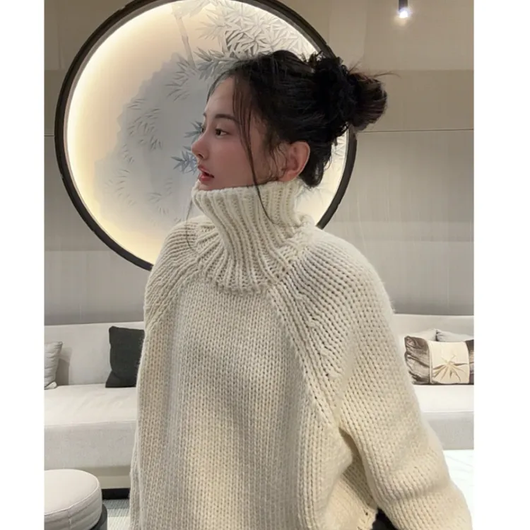 现货LULUBUNNY温柔系 羊毛不规则开叉粗针棒针宽松高领针织衫毛衣