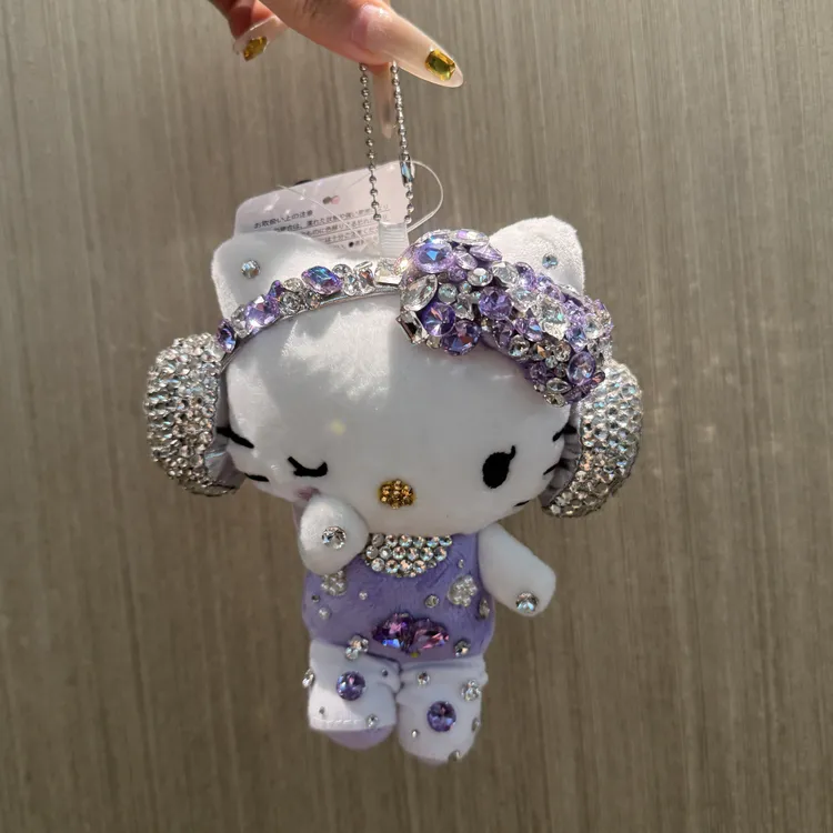 Kitty耳机贴钻包包挂件