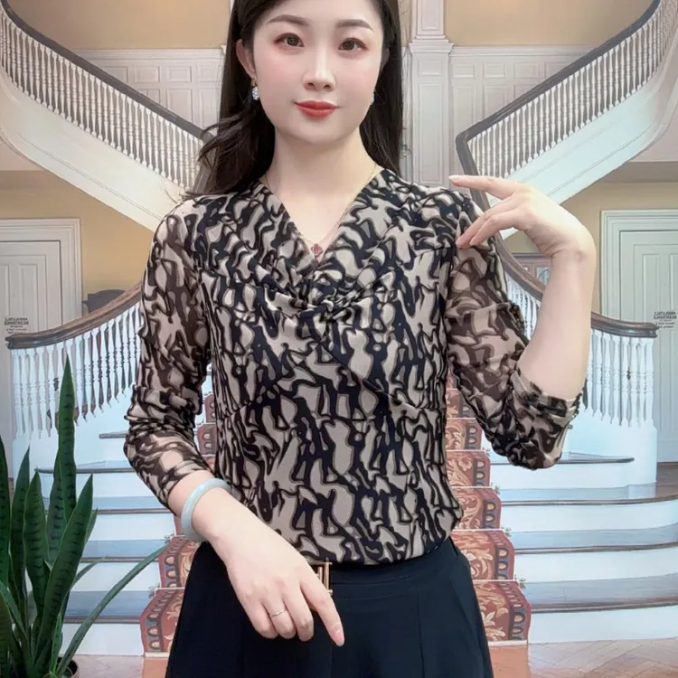 25年秋新款百搭女装气质显瘦妈妈装洋气V领中袖和长袖女士上衣088