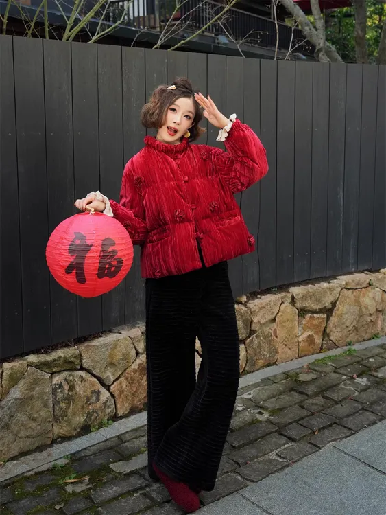 韩版红色花朵气质棉服女冬季2025新款防寒保暖有质感厚外套短款