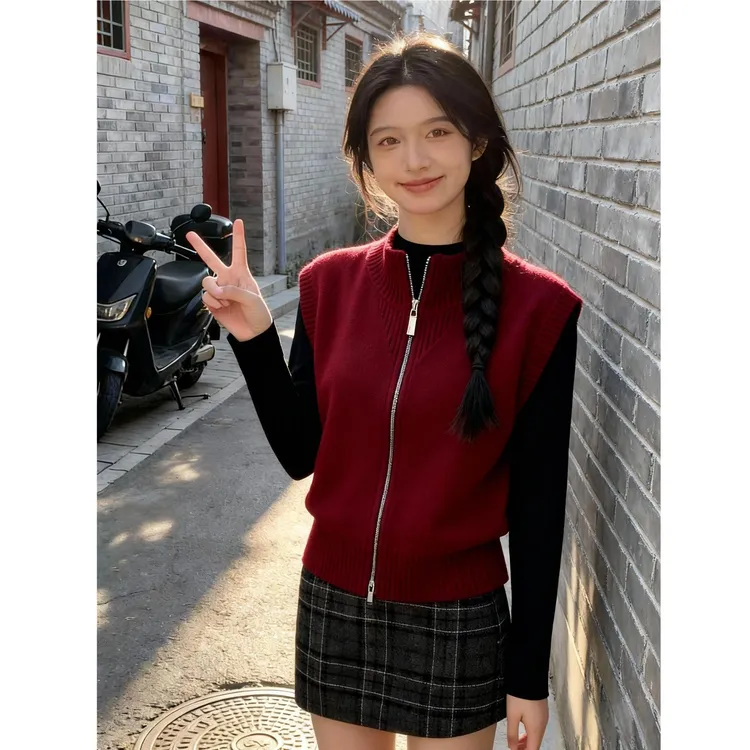 2026春季新款洋气复古时尚气质女装显瘦马甲长袖打底衫两件套爆款