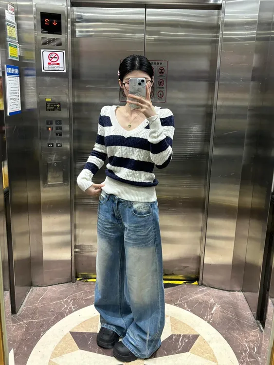 慵懒风撞色条纹V领毛衣女秋冬2025新款软糯内搭打底针织衫女上衣