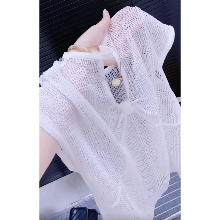 【现货】今年流行穿搭2025夏季新款温柔风镂空毛针织衫减龄短袖上衣
