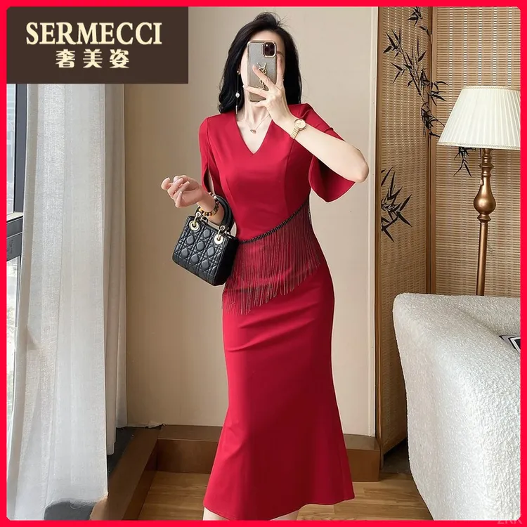 连衣裙2025年夏季新款显瘦收腰高级感气质鱼尾包臀裙红色修身名媛
