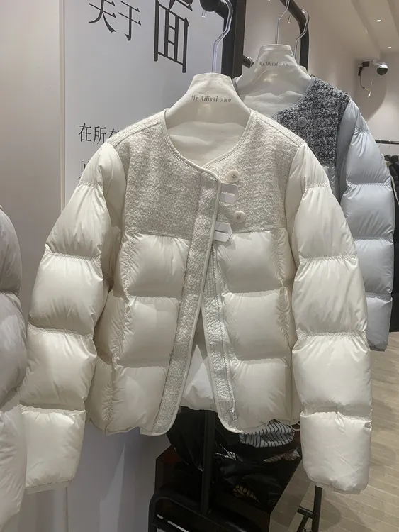 韩版时尚2025年新款加厚面包羽绒服女短款时尚小香风圆领宽松外套