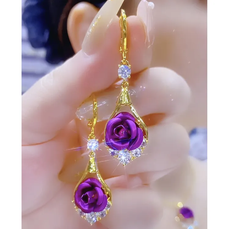 铜合金合成锆石耳饰 时尚轻奢气质优雅百搭精美玫瑰花耳环