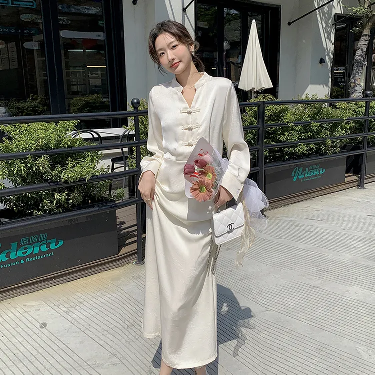 新中式长裙兰知春序新中式连衣裙礼服白色旗袍修身收腰长裙显瘦