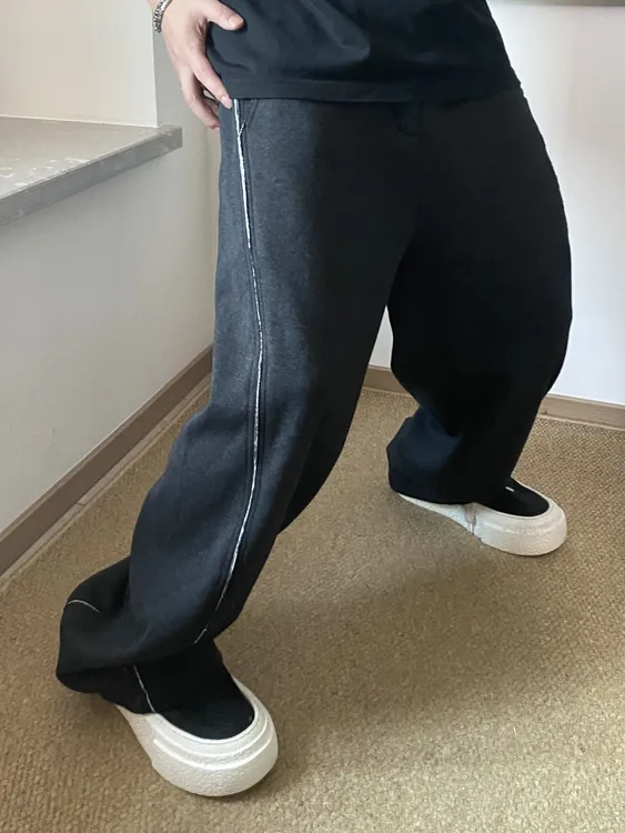 YZD【私订新品】秋冬潮流撞色不规则流苏线条拼接直筒休闲裤男Y28