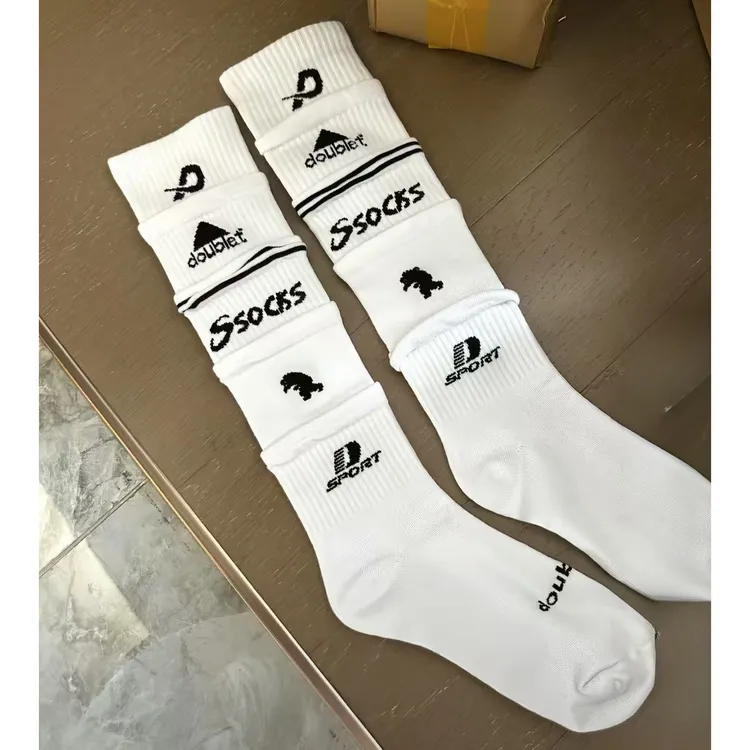 新款多层式分层叠加设计棉袜男运动过膝足球长筒袜女个性日潮