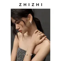 致知 期夜月 素圈耳环立体印花纹理25年冬季新款气质ZZ2EWPPT120