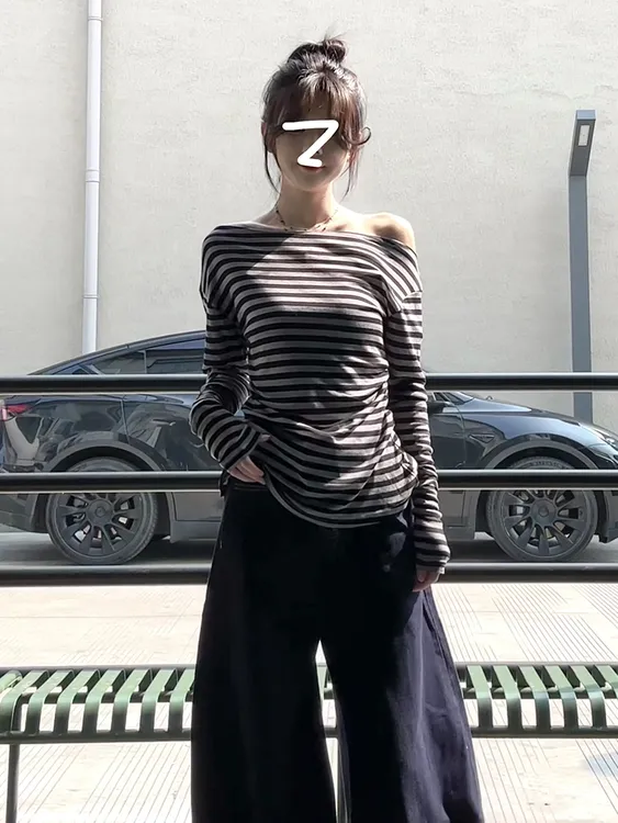 小众高级设计感条纹荡领一字肩露肩防晒长袖T恤女夏季新款小上衣