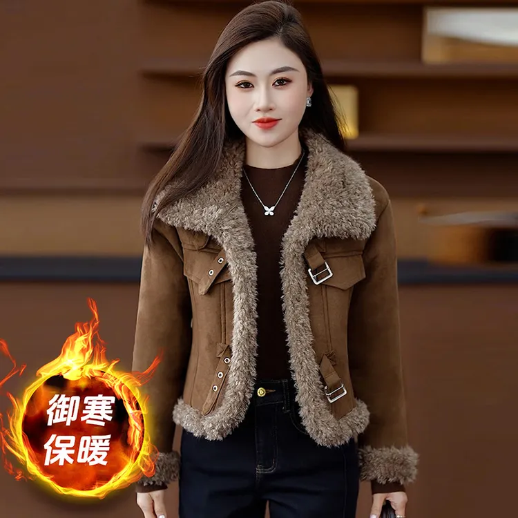 时尚皮毛一体短外套女2025冬季新款洋气显瘦翻领小个子保暖外套潮