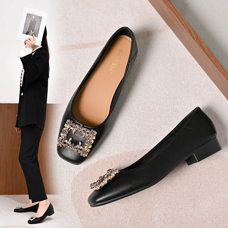 法式浅口小香风夏季方头水钻粗中跟软底百搭单鞋大码平底女鞋