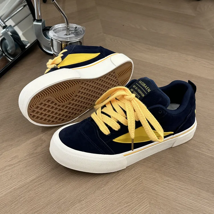 原创设计经典面包男款鞋子2025新款百搭休闲板鞋秋季爆款厚底男鞋