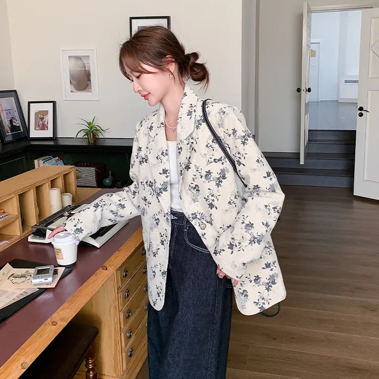 韩系ins风复古碎花西装外套女2025秋季氛围感休闲设计感小众西服