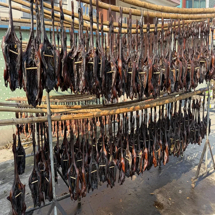 农家散养酱板鸭！两年以上老鸭，3斤左右