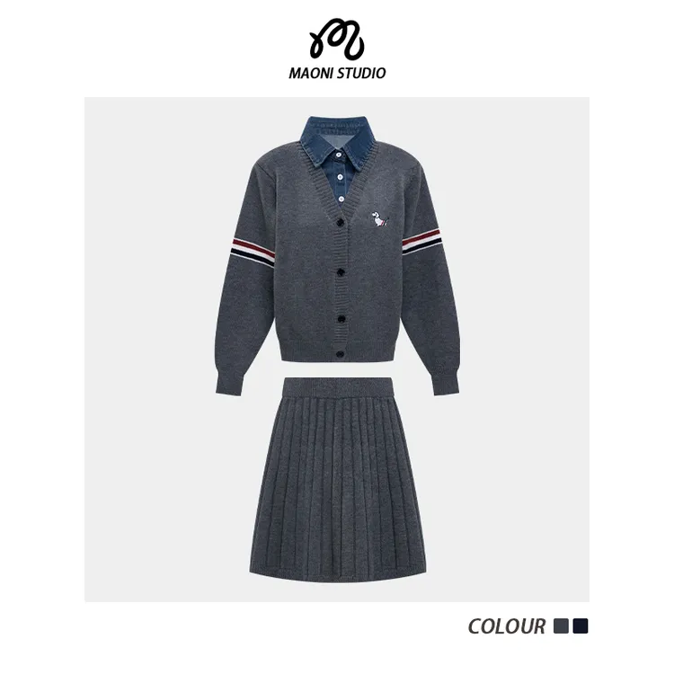 毛妮LADIESFIRST学院风拼接牛仔领针织外套配高腰半身裙套装L2892