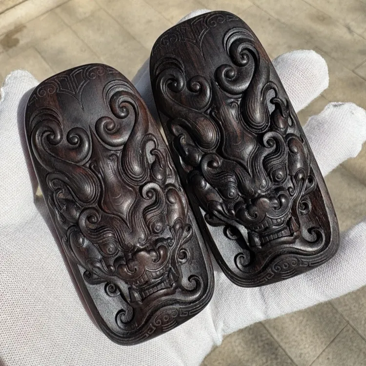 正宗黑檀貔貅手把件东非紫光檀兽面文玩手捻盘玩高密沉水檀木摆件