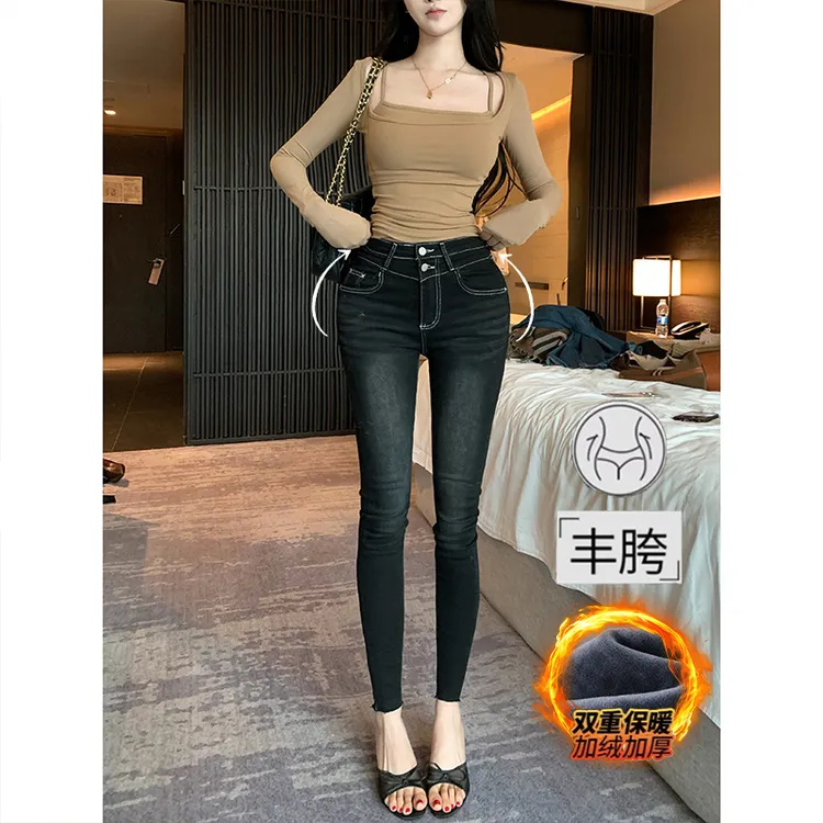 韩系直腿漫画腰丰胯加绒牛仔裤女2025冬季新款高腰显瘦提臀小脚裤