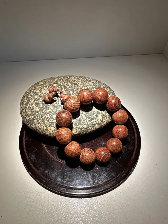 云南自然根艺手串