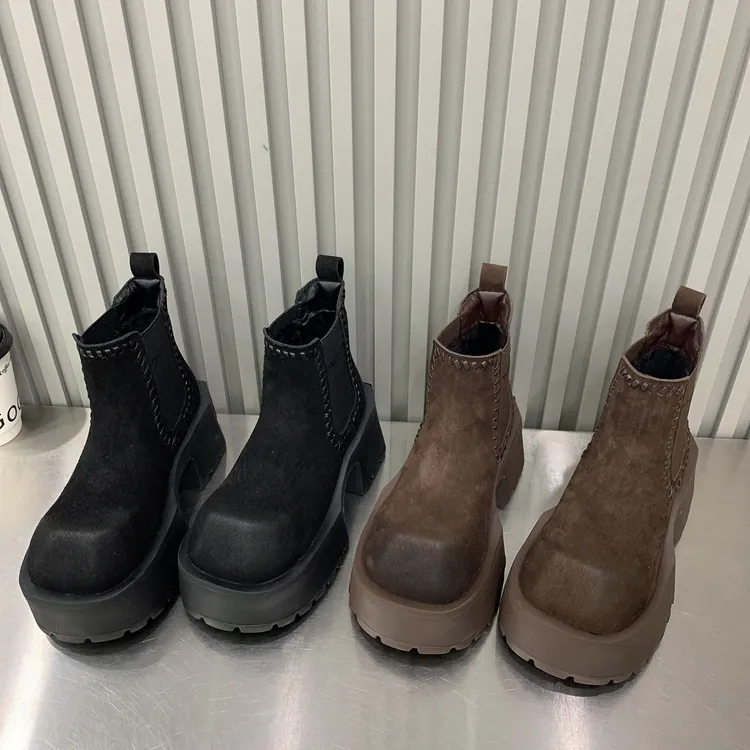 厚底女2025年新款冬季加绒保暖马丁靴靴子女款真皮2025爆款网红