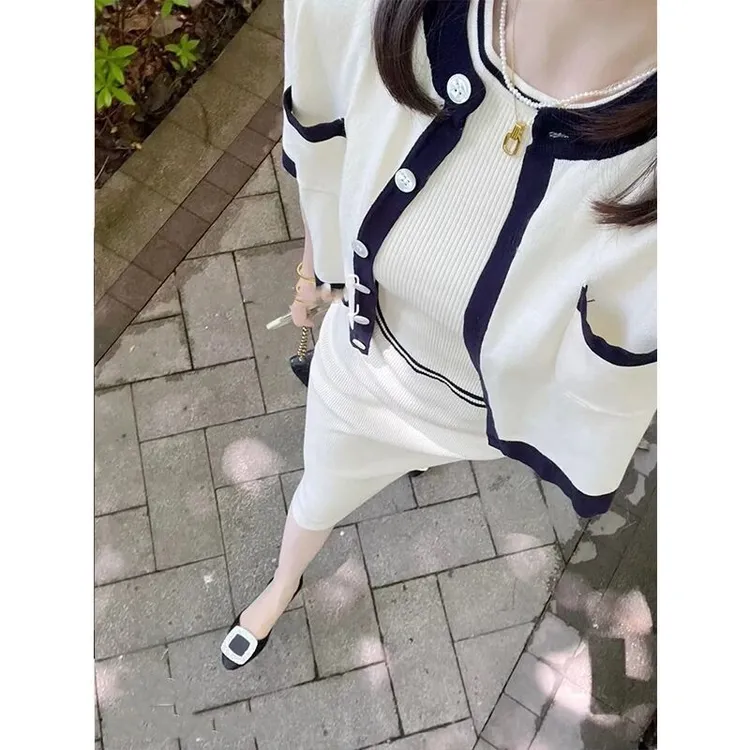 白色针织开衫内搭半身裙三件套今年流行新款法式小香风轻奢高级感