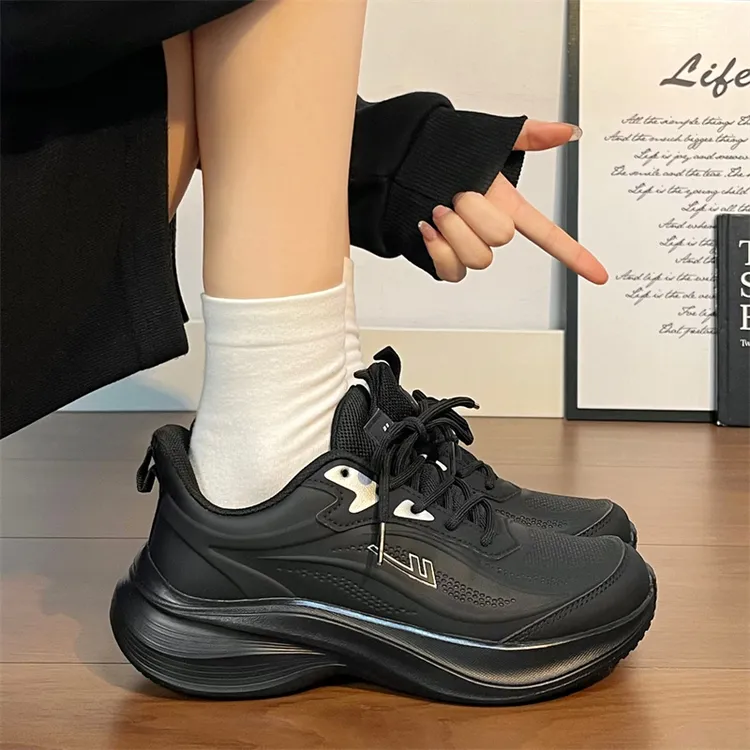 回力运动鞋休闲女鞋复古黑武士皮面跑鞋秋季爆款轻便减震情侣款鞋