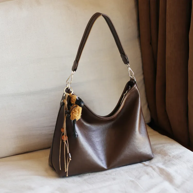 腋下包包女款爆款2025新款百搭气质单肩斜挎包通勤大容量hobo女包