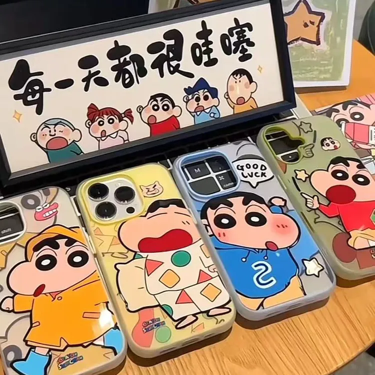 飞虎胜卡通动画蜡笔小新多巴胺适用苹果15/16手机壳iphone14/13套