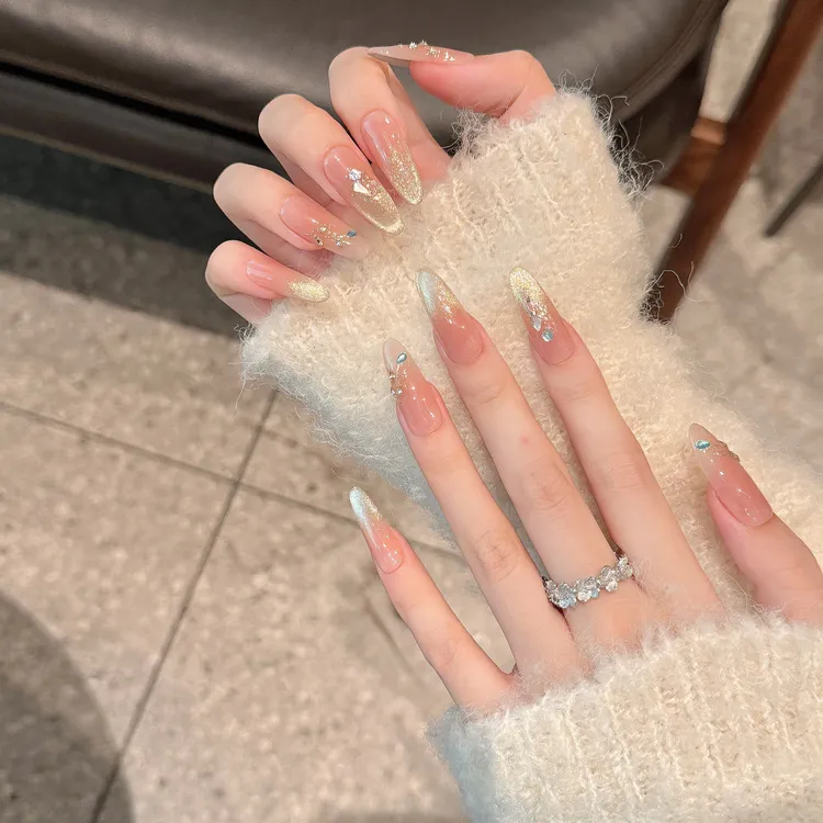 渐变猫眼孔雀羽毛高奢贝母感爆款显白光疗美甲手工穿戴甲短款