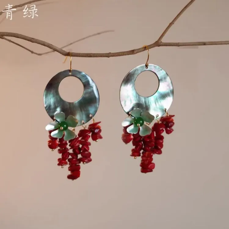 铜合金耳饰 新中式秀禾服高级感新娘耳环花朵贝壳配婚纱耳饰