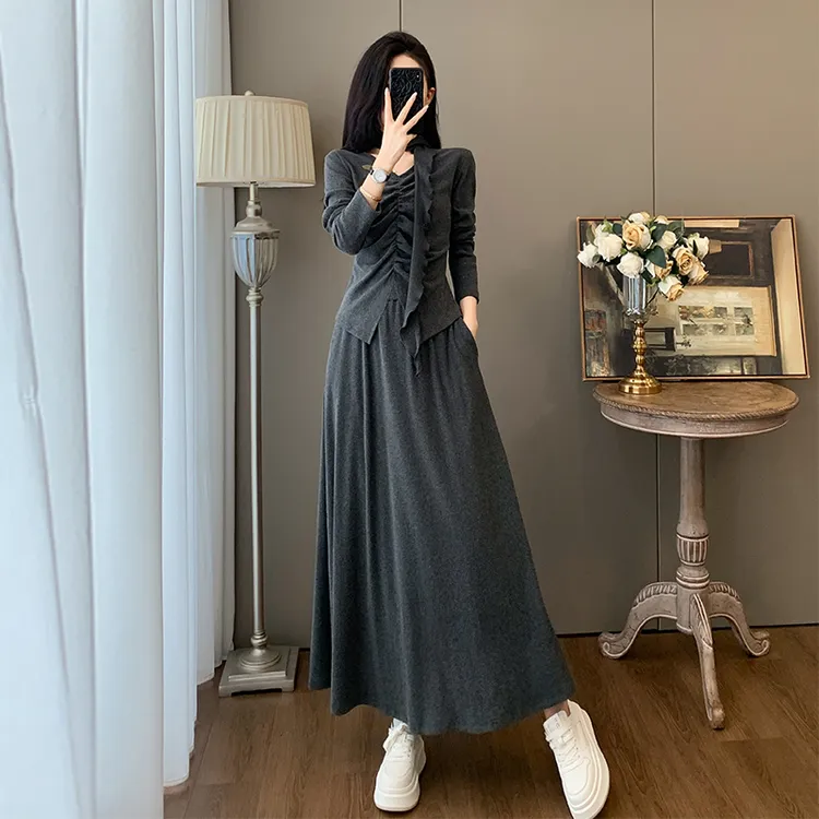 灰色韩系独特超好看套装裙女2025秋季新款冷淡系上衣半身裙两件套