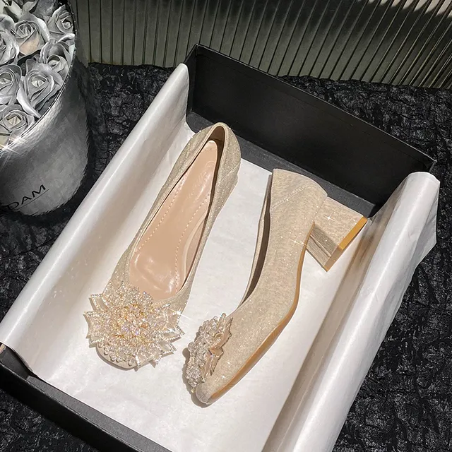 【专柜原单】高跟新款婚鞋女粗跟中式秀禾服新娘结婚鞋伴娘鞋方头浅