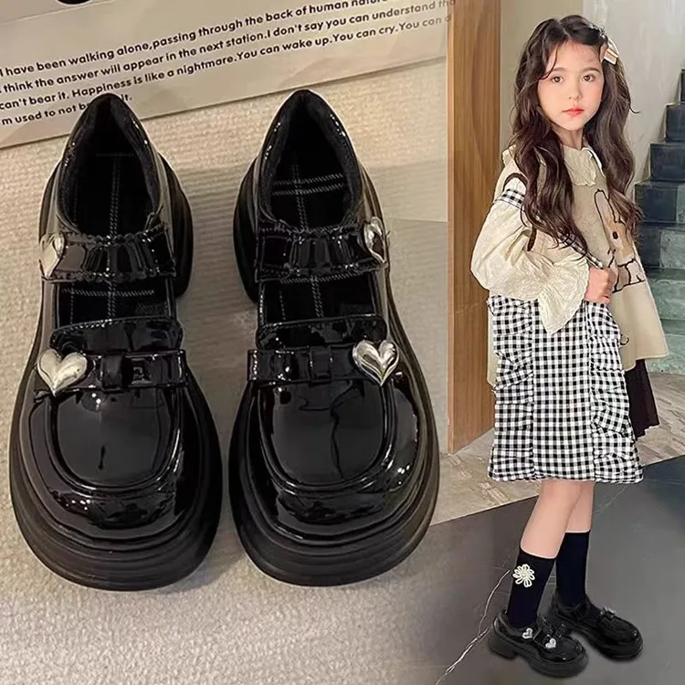 女童小皮鞋2024春秋新款黑色公主演出鞋中大童亮皮jk法式复古单鞋