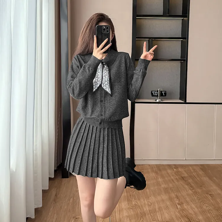 韩系穿搭套装女秋冬新款休闲风针织开衫上衣百褶短裙两件套小个子