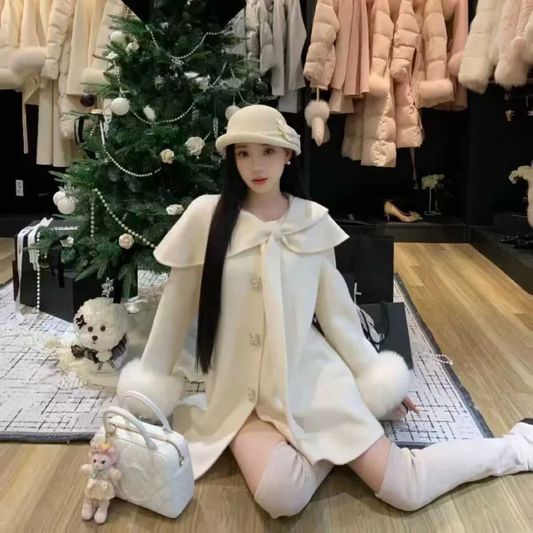 富家千金澳洲羊绒披肩款大衣外套 狐狸毛