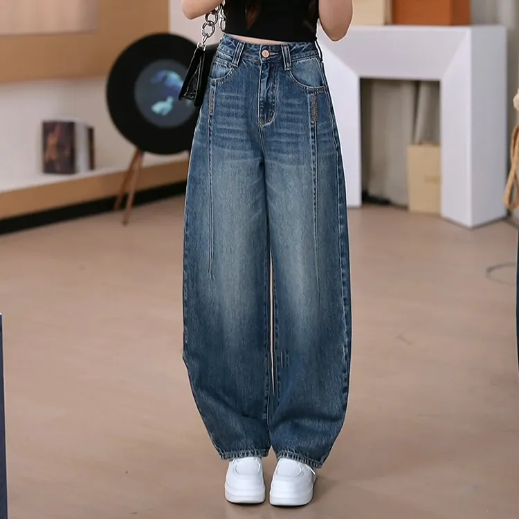 拼接弯刀牛仔裤女2025年秋季新款高腰显瘦宽松刺绣休闲窄版阔腿裤