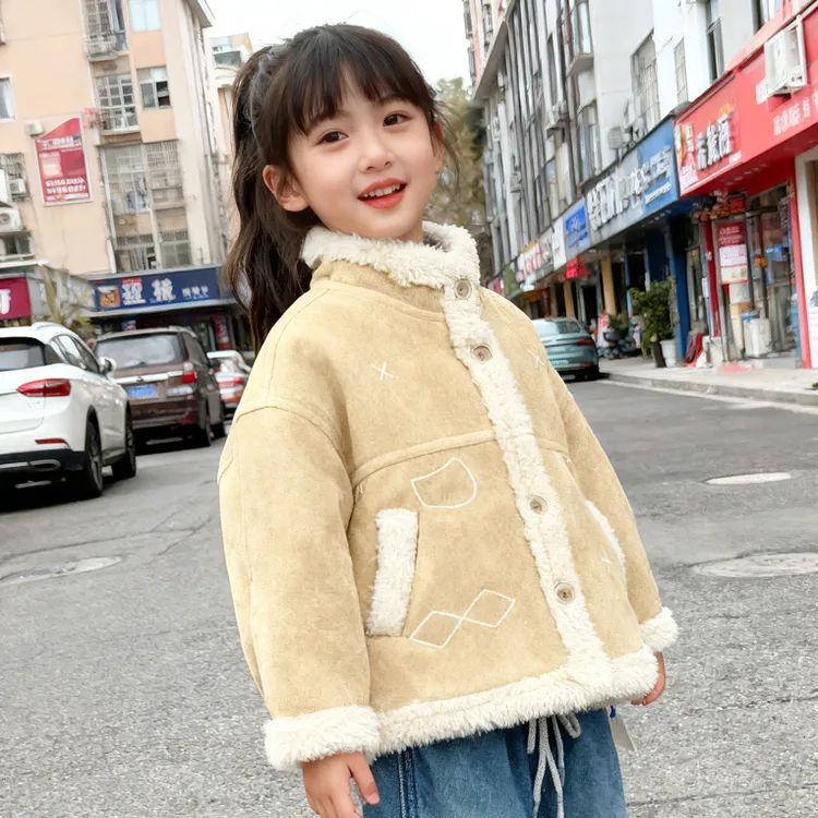 女童时尚鹿皮绒加绒外套