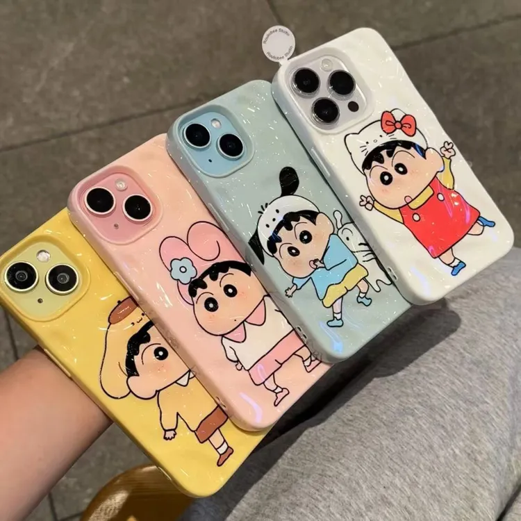 可爱小新三丽鸥套装适用苹果16/15褶皱手机壳iphone14/13陨石纹12