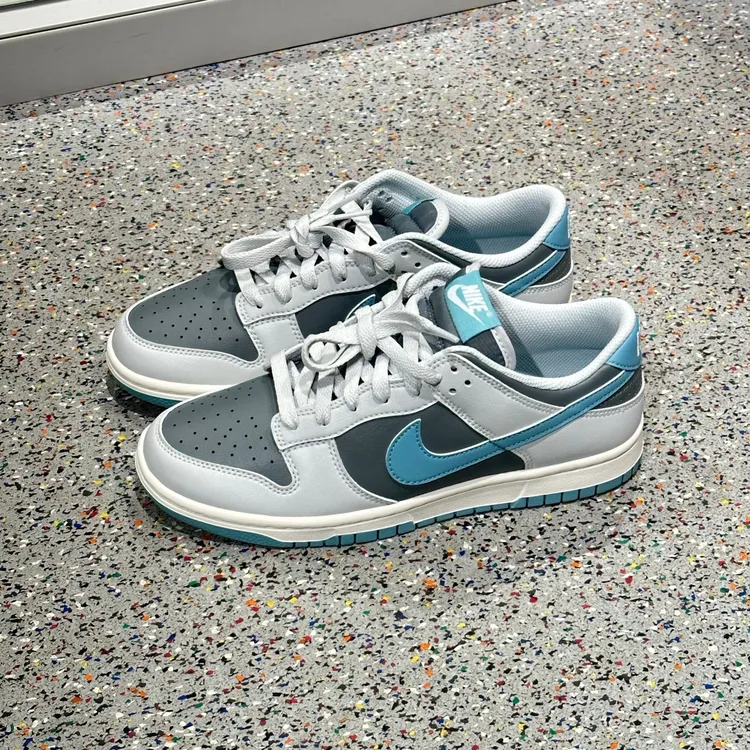 NIKE耐克 DUNK LOW 男款低帮蓝灰色复古耐磨运动休闲板鞋官方正品