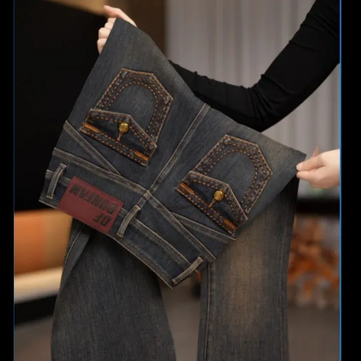 冬季加绒加厚弹力微喇牛仔裤女时尚百搭水洗高腰显瘦百搭牛仔裤