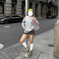L2-2 灰色红字母卫衣